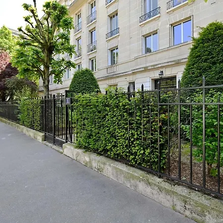 Charming Bright Studio In Luxurious 16th * Paris