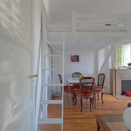 Charming Bright Studio In Luxurious 16th * Paris